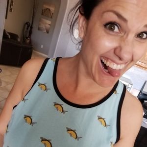 Meet your Posher, Melissa